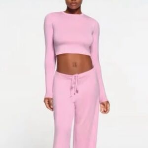 SKIMS Sleep Super Crop Long Sleeve in Bubblegum